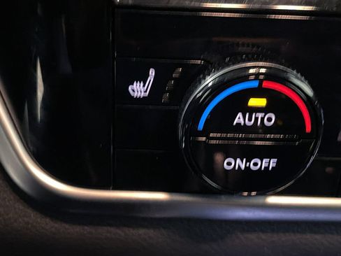 Used 2026 Nissan Rogue SL AWD/4WD image 30