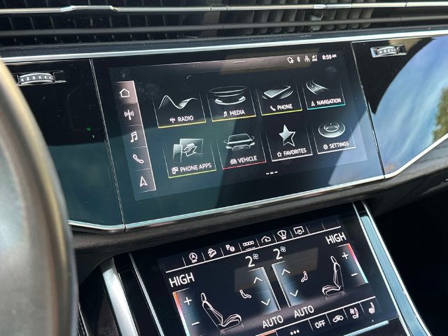 Used 2023 Audi Q8 Prestige AWD/4WD image 31