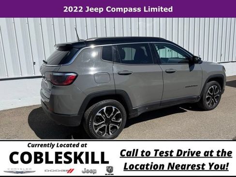 Used 2022 Jeep Compass Limited AWD/4WD image 5