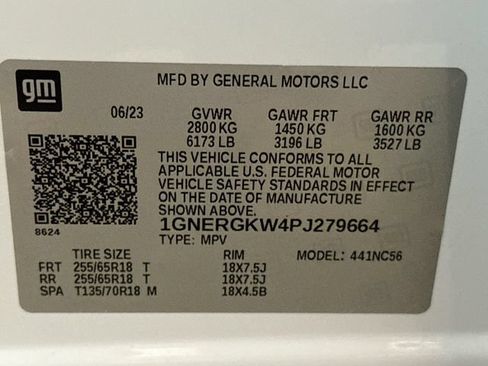 Used 2023 Chevrolet Traverse LT FWD image 33