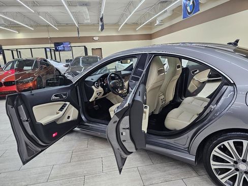 Used 2018 Mercedes-Benz CLA 250 image 14