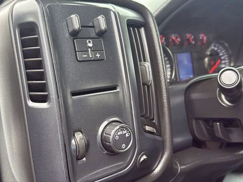 Used 2018 Chevrolet Silverado 2500 W/T w/ WT Convenience Package image 12