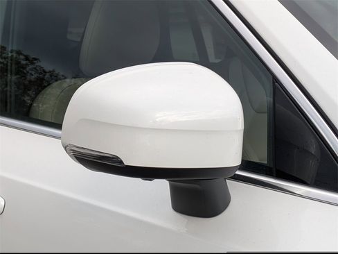 New 2026 Volvo XC90 B6 Plus image 12