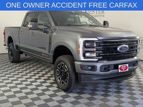 Used 2025 Ford F250 Platinum AWD/4WD image 2
