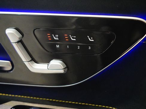 Certified 2025 Mercedes-Benz SL 63 AMG 4MATIC image 32