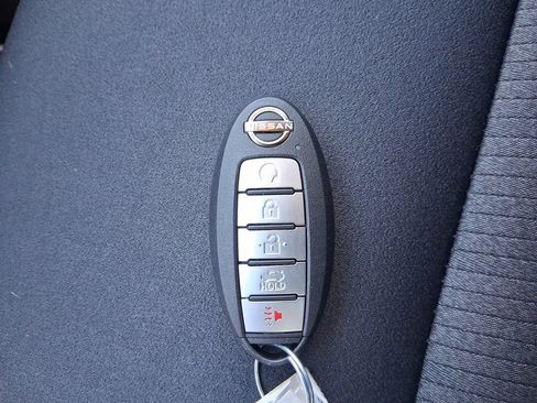 Used 2023 Nissan Altima 2.5 S FWD image 32