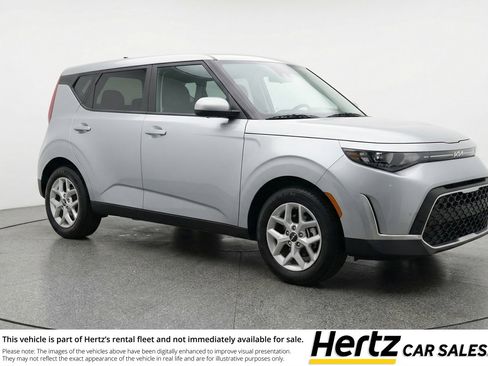 Used 2025 Kia Soul LX w/ LX Technology Package image 1