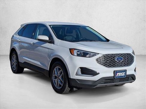 Used 2023 Ford Edge SEL image 3