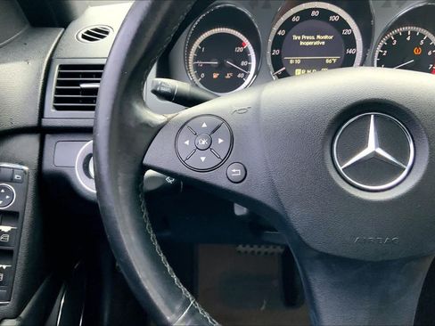 Used 2010 Mercedes-Benz C 300 4MATIC Sedan image 23