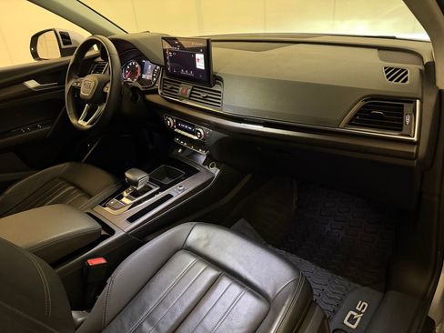 Certified 2023 Audi Q5 2.0T Premium w/ Convenience Package AWD/4WD image 32