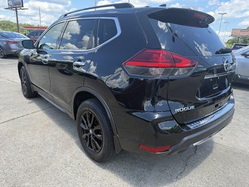 Used 2017 Nissan Rogue SV w/ Midnight Edition AWD/4WD image 7