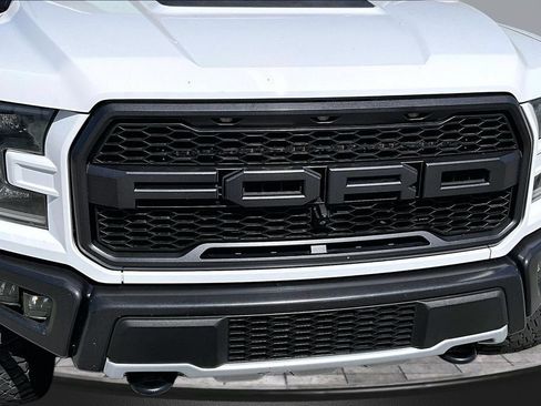 Used 2017 Ford F150 Raptor w/ Equipment Group 802A Luxury AWD/4WD image 30