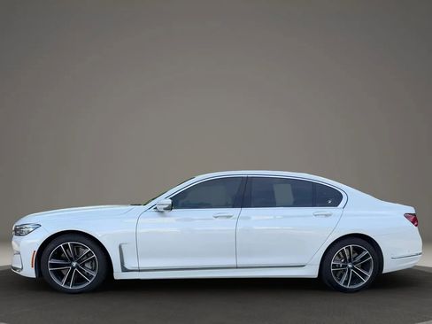 Used 2020 BMW 750i xDrive w/ Executive Package AWD/4WD image 8