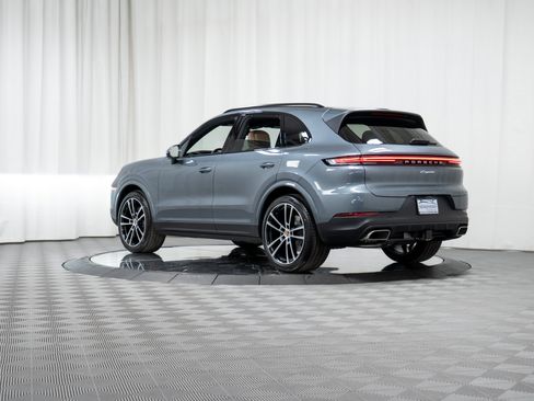 New 2026 Porsche Cayenne AWD/4WD image 31