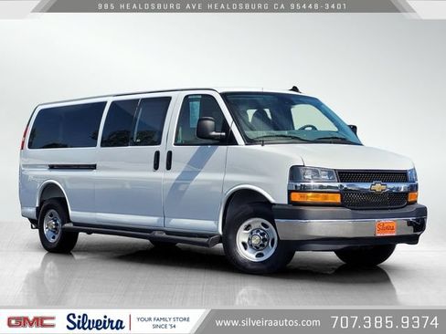 Used 2025 Chevrolet Express 3500 LT w/ LT Preferred Equipment Group RWD image 1