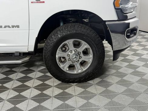 Certified 2024 RAM 2500 Big Horn w/ Off Road Package AWD/4WD image 12