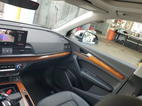 Certified 2023 Audi Q5 2.0T Premium w/ Convenience Package AWD/4WD image 22