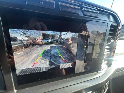 Used 2024 Ford F250 Lariat w/ Chrome Package image 18