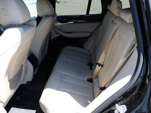 Used 2019 BMW X3 xDrive30i w/ Driving Assistance Package AWD/4WD image 21