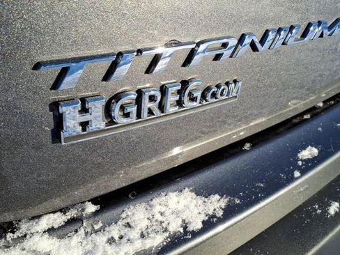 Used 2022 Ford Edge Titanium image 13