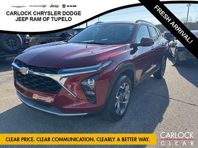 Used 2025 Chevrolet Trax LT w/ Driver Confidence Package