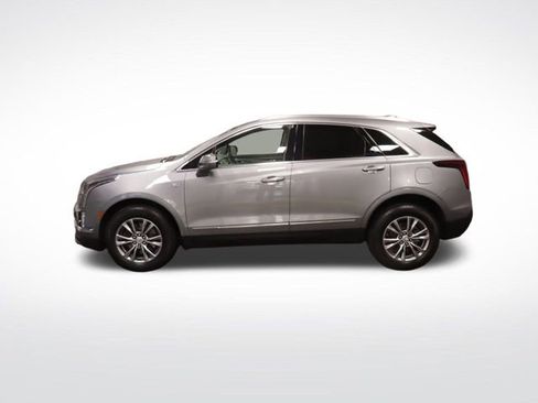 Certified 2023 Cadillac XT5 Premium Luxury FWD image 2