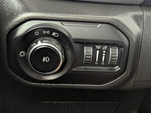 Certified 2022 Jeep Wrangler Unlimited Sport image 21