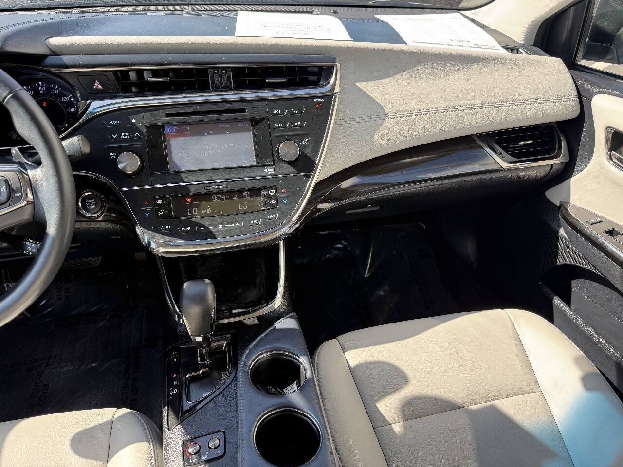 Used 2013 Toyota Avalon XLE Touring FWD image 8