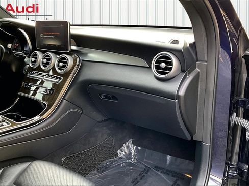 Used 2018 Mercedes-Benz GLC 300 4MATIC image 26