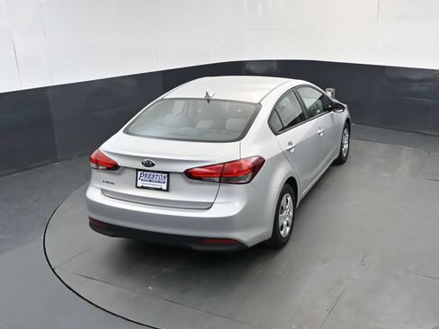 Used 2017 Kia Forte LX FWD image 32