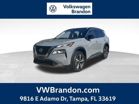 Used 2022 Nissan Rogue SL image 1