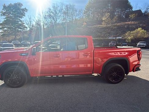 Used 2023 GMC Sierra 1500 Elevation w/ LPO, Elevation Black Package image 7