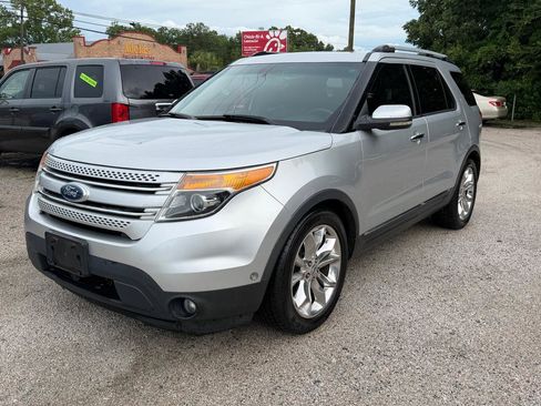 Used 2011 Ford Explorer Limited w/ 302A Rapid Spec Order Code FWD image 1