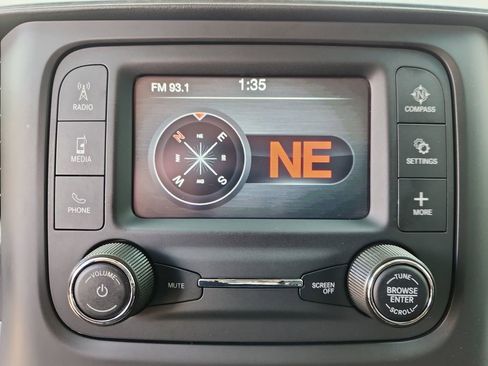 Used 2019 RAM 2500 Big Horn image 21