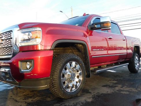 Used 2018 GMC Sierra 2500 Denali w/ Duramax Plus Package image 61