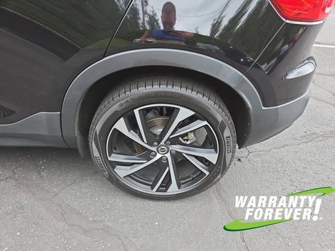 Used 2022 Volvo XC40 T5 R-Design w/ Advanced Package AWD/4WD image 22