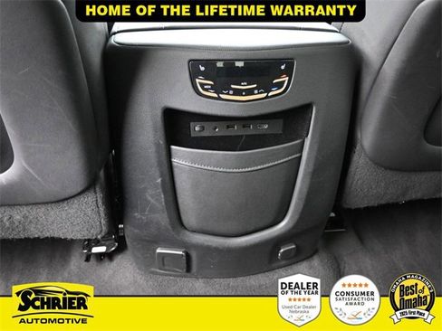 Used 2020 Cadillac Escalade Premium Luxury image 39