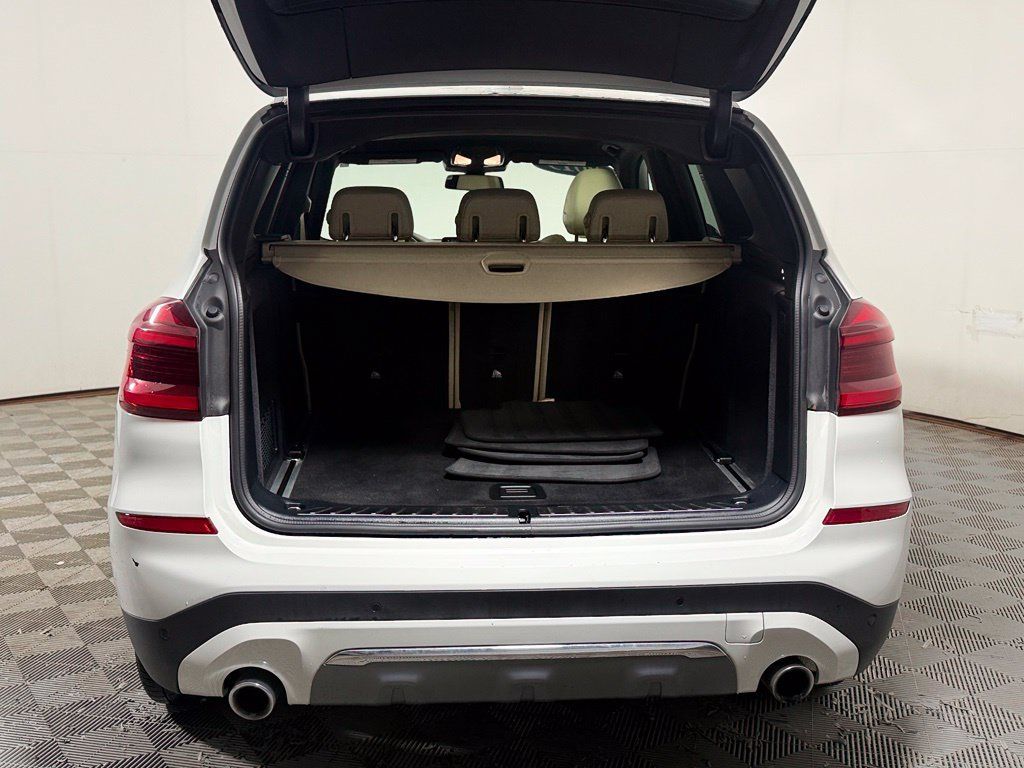Used 2019 BMW X3 xDrive30i w/ Executive Package AWD/4WD image 6