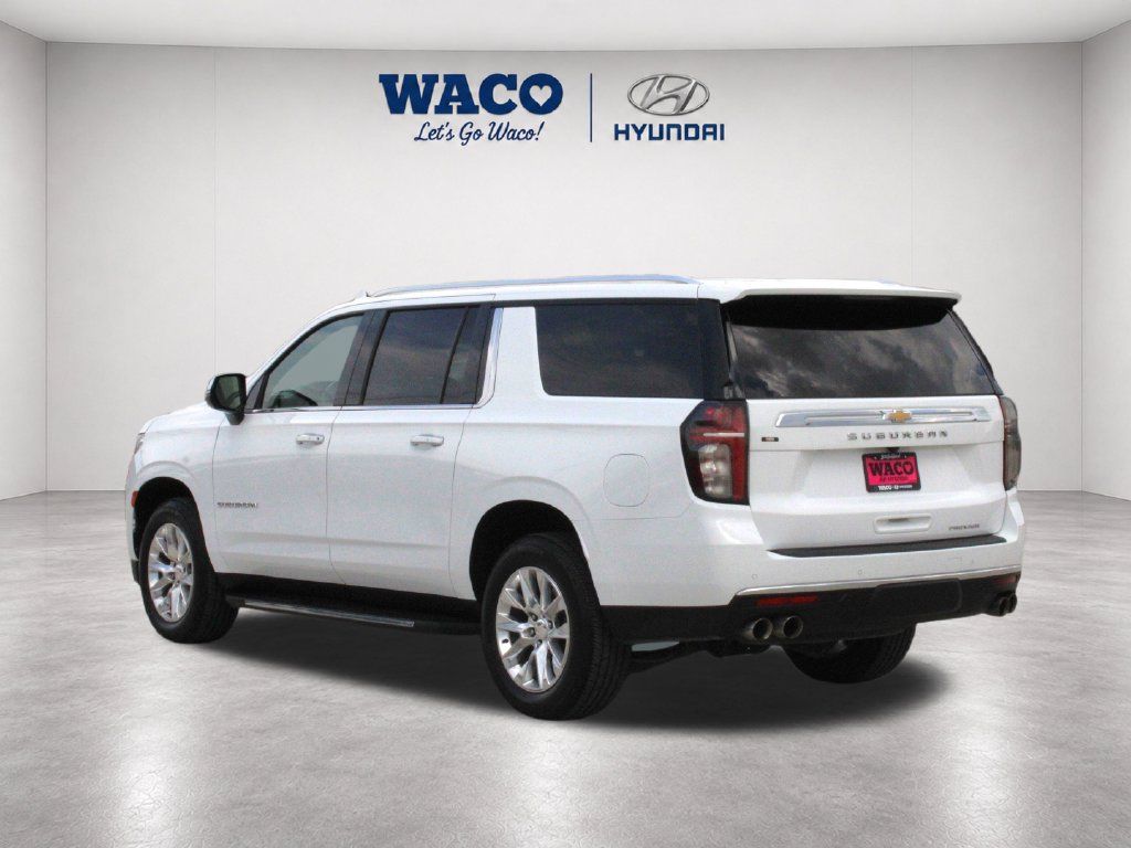 Used 2023 Chevrolet Suburban Premier AWD/4WD image 7