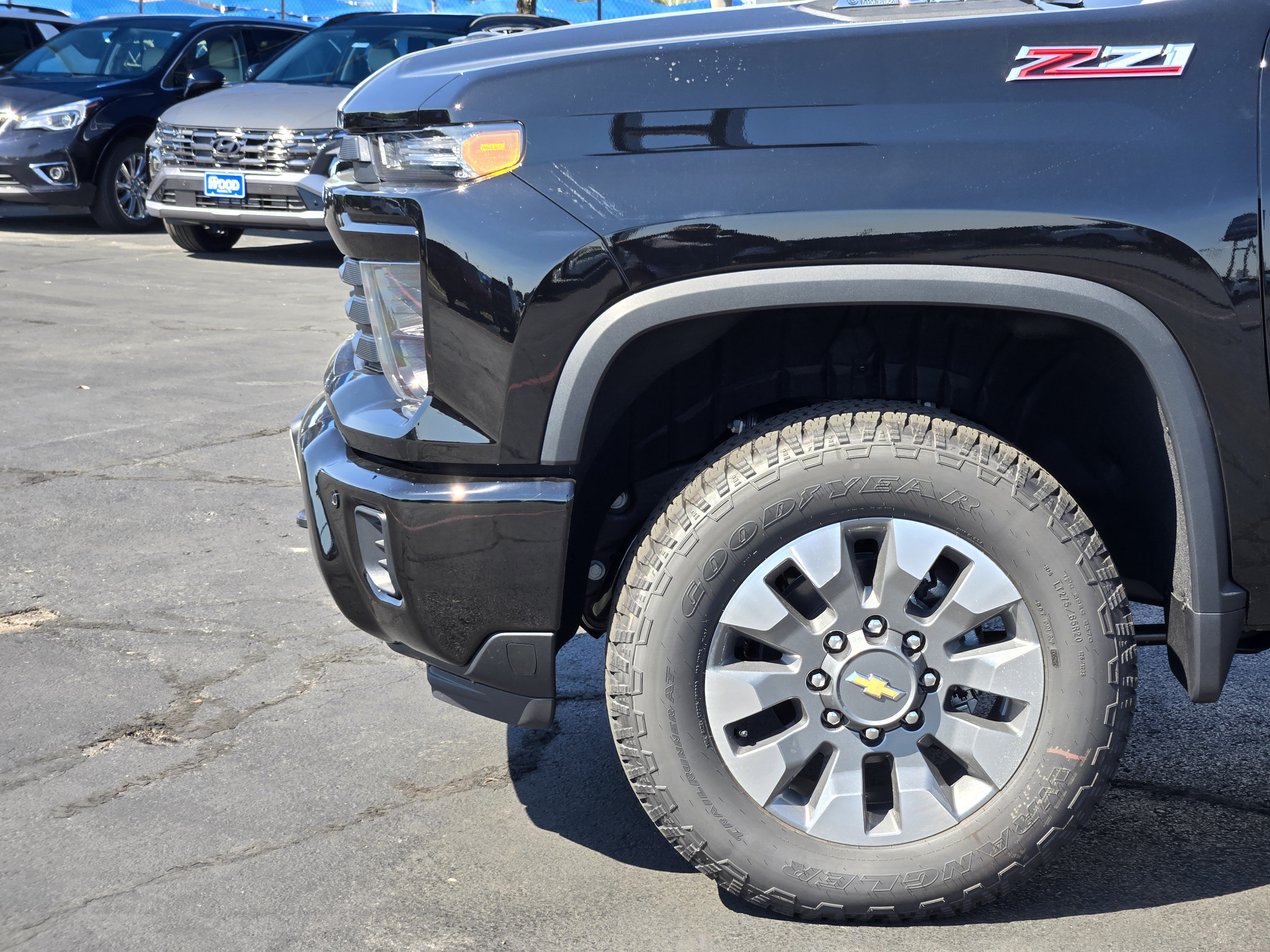 New 2026 Chevrolet Silverado 2500 Custom w/ Custom Value Package AWD/4WD image 5