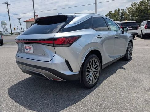 Used 2024 Lexus RX 350 FWD w/ Convenience Package image 4