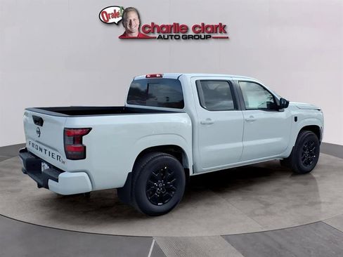 New 2026 Nissan Frontier SV w/ Tow Package image 5