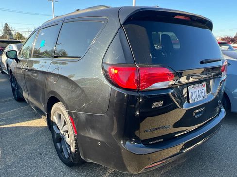 Used 2019 Chrysler Pacifica Limited w/ Advanced Safetytec Group image 6