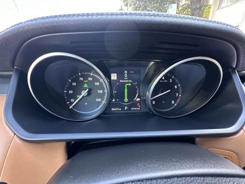 Used 2017 Land Rover Discovery HSE Luxury image 24