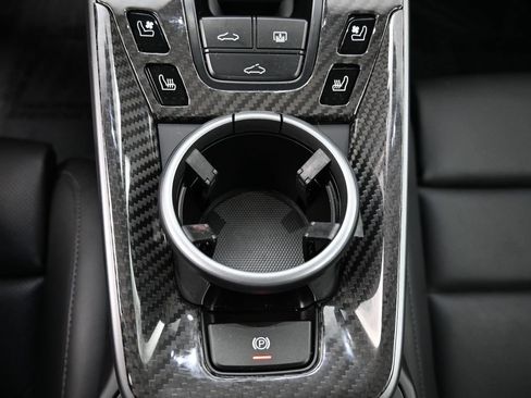 Used 2024 Porsche 911 Carrera 4S image 19