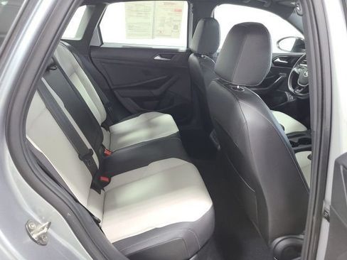 Used 2021 Volkswagen Jetta R-Line FWD image 17