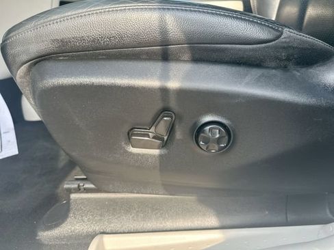 Certified 2022 Chrysler Pacifica Touring-L FWD image 14