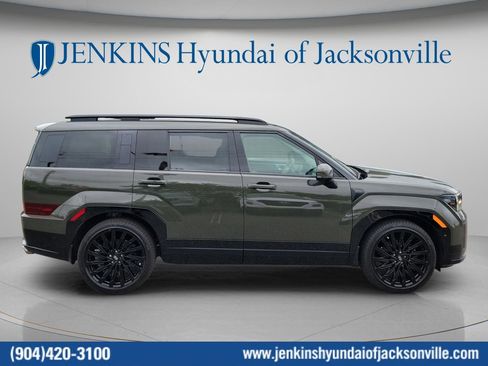 Used 2024 Hyundai Santa Fe Calligraphy AWD/4WD image 2