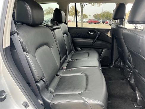 Used 2021 Nissan Armada SV image 30