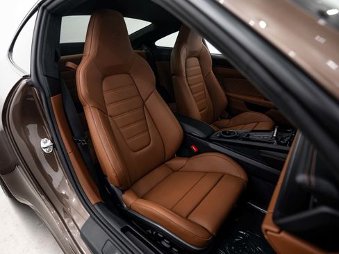 Certified 2026 Porsche 911 Carrera GTS RWD image 17